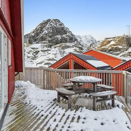 Stor Rorbu Med Hoy Standard * Stamsund