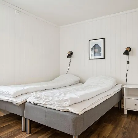 Apartman Spacious Traditional Fisherman'S Cabin With Modern Comforts Stamsund