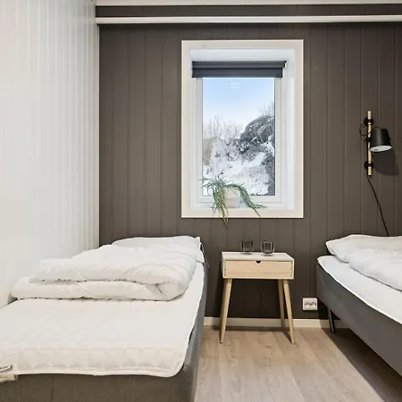 Apartman Spacious Traditional Fisherman'S Cabin With Modern Comforts *